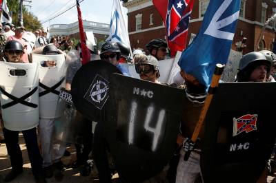 Antihat-gruppe er anklaget for å ha finansiert nazister og Ku Klux Klan. Politisk motivert tiltale, mener gruppen.