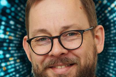 – Vi må ikke gjøre samme feil som musikkbransjen da Napster kom