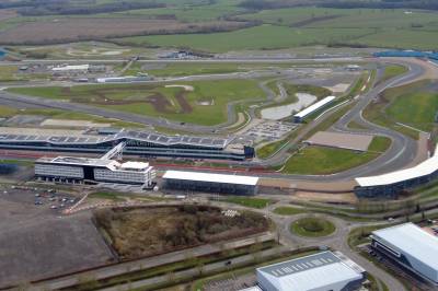 Tider for Formel 1-løpet i Storbritannia og hvordan du kan se det direkte: en sjanse for Russell og Hamilton?