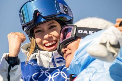 OLs superstjerne Eileen Gu fikk kjeft av mamma: – Ta deg sammen!