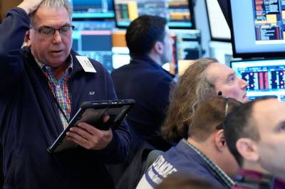 Krigsuro overdøver «Gullhårtall» – Wall Street faller fra start