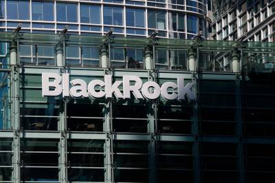 Flykter fra børsen: BlackRock henter milliarder