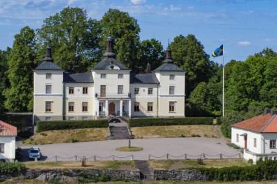 Innbrudd på kongelig slott - to ganger