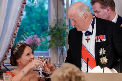 Dette rådet  ga kong Harald til kronprinsessen