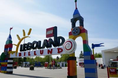 Attraksjon i Legoland gikk i stå – brannvesenet reddet 20 gjester