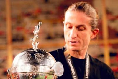 Uforståelig! Suksesstrener Filipe Luis sparket etter 8-0 SEIER