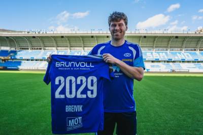 Emil Breivik forlenger med Molde: – Klubben betyr alt for meg