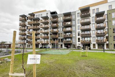 Boligprisene falt 0,8 prosent i Oslo og 1,5 prosent på landsbasis i juni, ifølge Obos