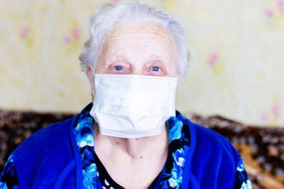 Hvorfor tåler vi virus dårligere når vi blir eldre?