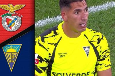Se høydepunktene fra Benfica - Estoril