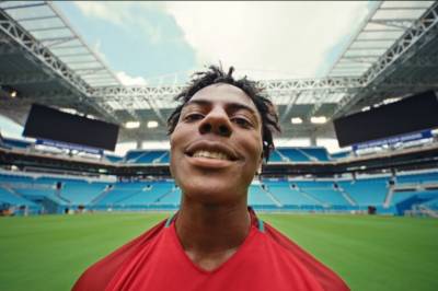 iShowSpeed debuterer med FIFA World Cup-hymne kjent som Champions