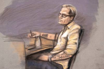 Kronprinsens stesønn bryter sammen i retten og nekter for voldtektsanklagene