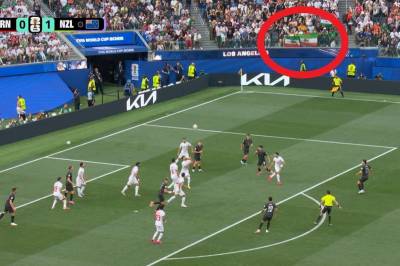 Fifa forbød flagget – på tribunen var de overalt