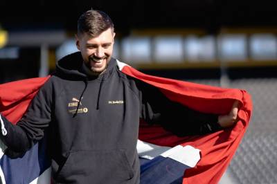 Russere jubler for Haikin – vil ikke kalle ham forræder