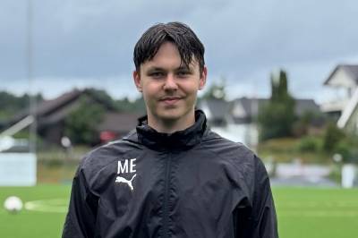 Marcus (24) er tidenes yngste topptrener