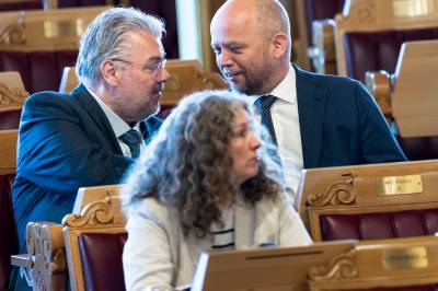 Hvem svartmaler best?