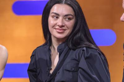 Charli XCX i kreditt-krangel med Sky Ferreira