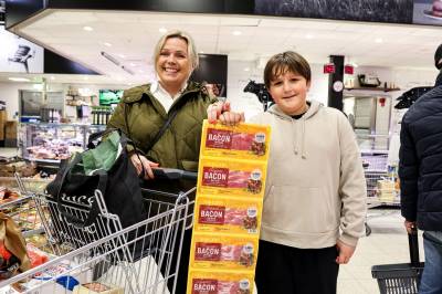 Påskehandel på grensen: – Nesten alt er billigere