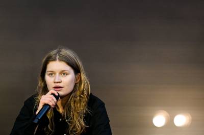 Girl In Red gir ut VM-låt