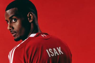 Ideell Alexander Isak-erstatning! Liverpool legger fram bud for 470 000 pund i uken spiss