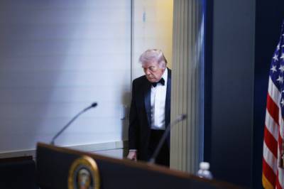 Trump raste mot CBS-reporter