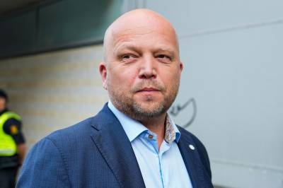 Senterpartiet holder pressekonferanse om drivstoffprisen