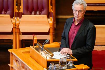 Rasmus Hansson fikk innvilget fratredelsesytelse – trakk så søknaden