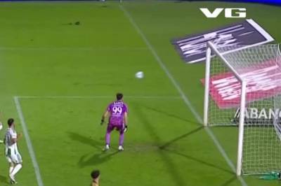 0-3: Suarez, Sporting