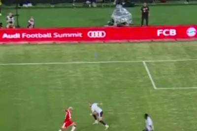 2-0: Luis Diaz, Bayern Munchen