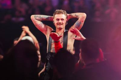 Han var ikke favoritt, men vant suverent. Herregud, så gøy det blir med Jonas Lovv i Eurovision