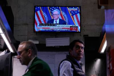 Oljepris og signaler fra sentralbanken sendte Wall Street ned