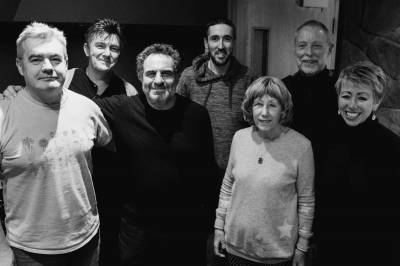 Dave Holland, Norma Winstone & London Vocal Project - Vital Spark