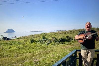 Søker artister til Kai Larsen-hyllest