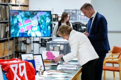 Dronning Sonja fikk med seg dette hjem