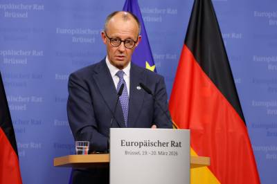 Merz ber EU-kommisjonen finne andre lånemuligheter til Ukraina