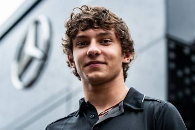 Andrea Kimi Antonelli blir den yngste polesitteren i Formel 1-historien med 