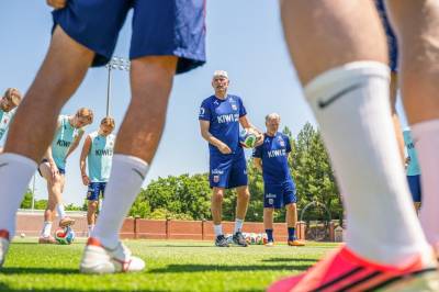 Landslaget driller Haaland og Ødegaard på trening