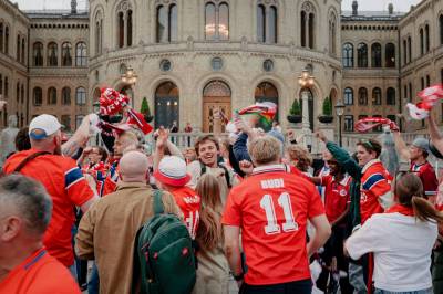 Hvordan skal man komme seg hjem fra VM-festen i Oslo sentrum når Ruter ikke er med på festen? 