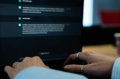 Nesten 200 studenter felt for KI-fusk: – Det er ikke bra