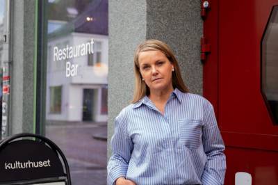 – Nei, vi er verken stengt eller konkurs