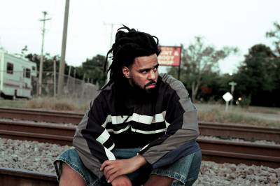 J. Cole går ut av ringen med hodet hevet