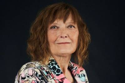 Stiller ut på hjemmebane