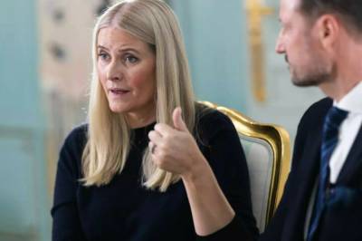 Diskuterer Epstein-intervjuet