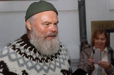 Selger alt etter bruddet