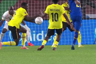 SE: Straffedrama mellom Uganda og Tanzania