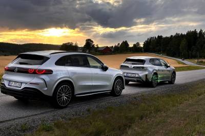 Duell om suv-tronen: Mercedes GLC vs. BMW IX3