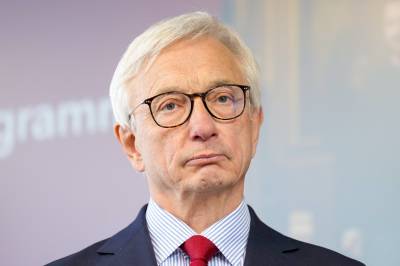 Riksrevisoren kritisk: – Svake insentiver til å kutte i staten
