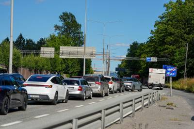 Statens vegvesen varsler lange køer ut av Oslo: – La bilen stå