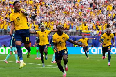 Snudde mot Tyskland: Plata sendte Ecuador videre
