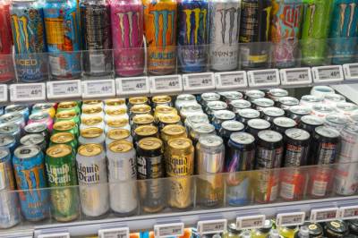 Innfører aldersgrense